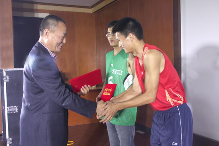 ���Ź��ʹ���-�����ɼ��Ƿ�,����Ʒ�Ƶ�ʵ��