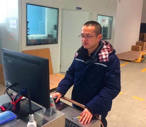 ���Ź��ʹ���-�����ɼ��Ƿ�,����Ʒ�Ƶ�ʵ��