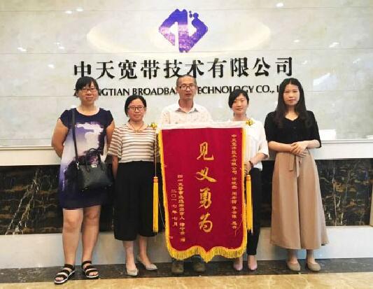 ���Ź��ʹ���-�����ɼ��Ƿ�,����Ʒ�Ƶ�ʵ��