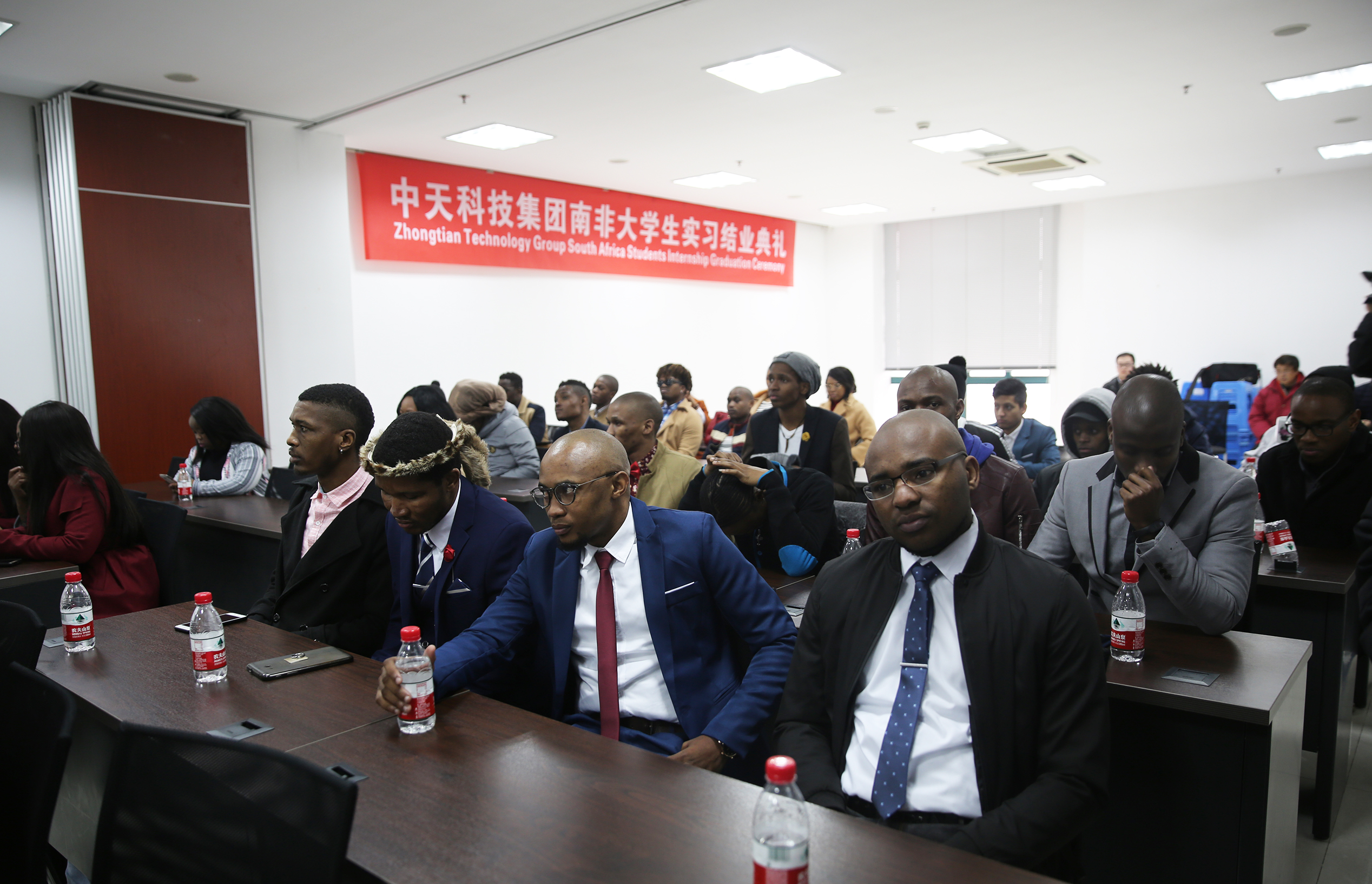 ���Ź��ʹ���-�����ɼ��Ƿ�,����Ʒ�Ƶ�ʵ��