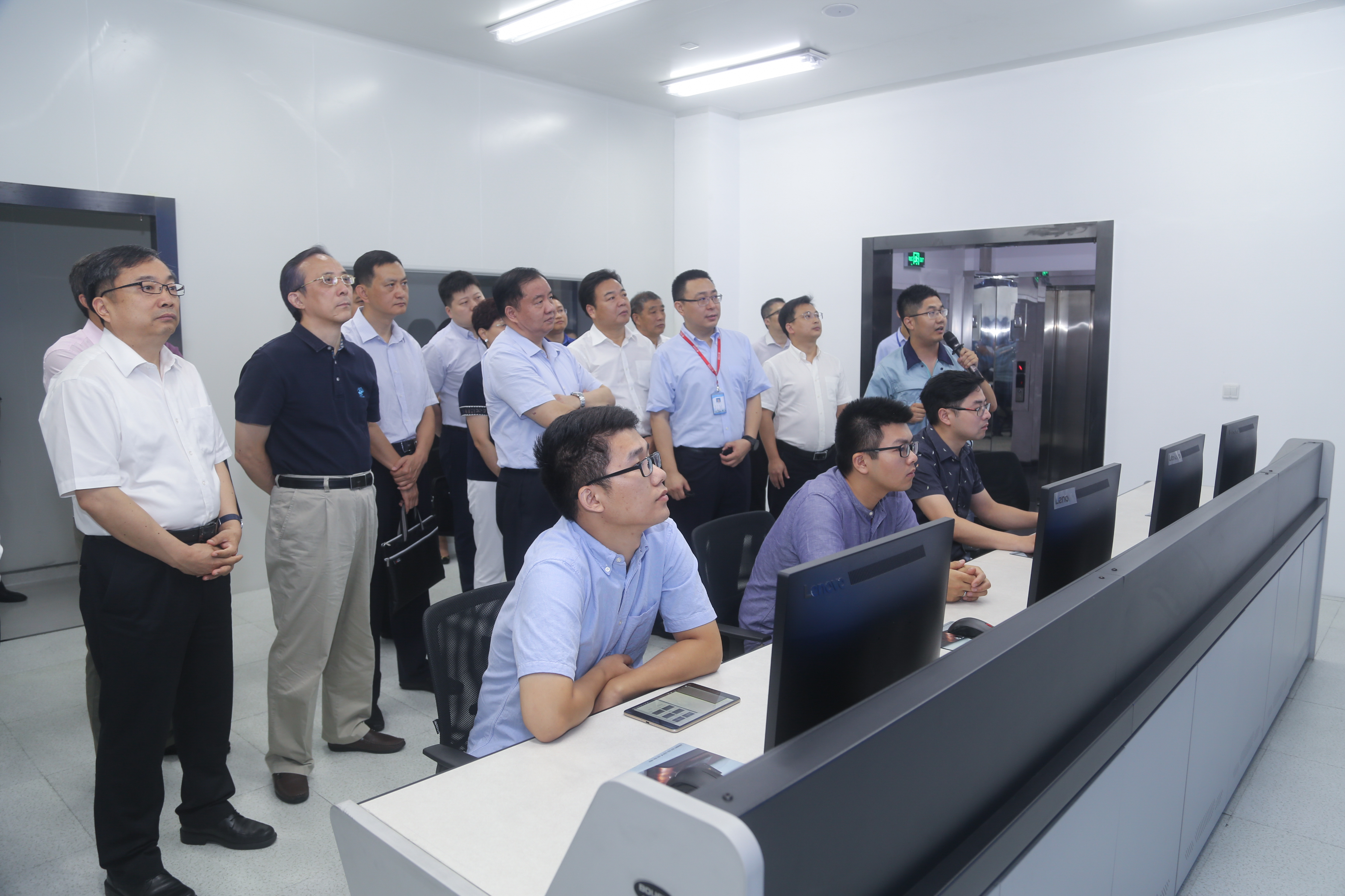 ���Ź��ʹ���-�����ɼ��Ƿ�,����Ʒ�Ƶ�ʵ��