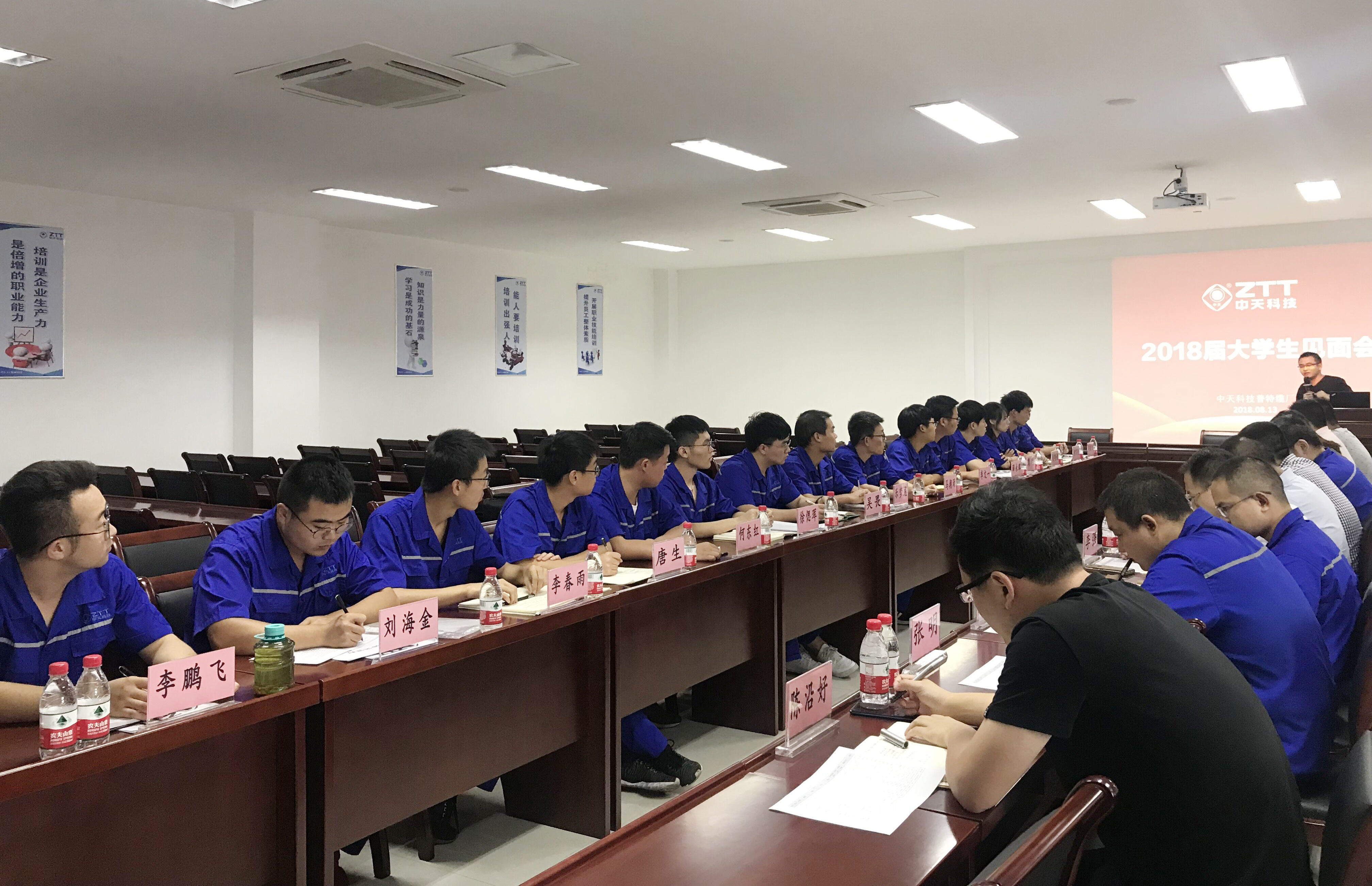 ���Ź��ʹ���-�����ɼ��Ƿ�,����Ʒ�Ƶ�ʵ��