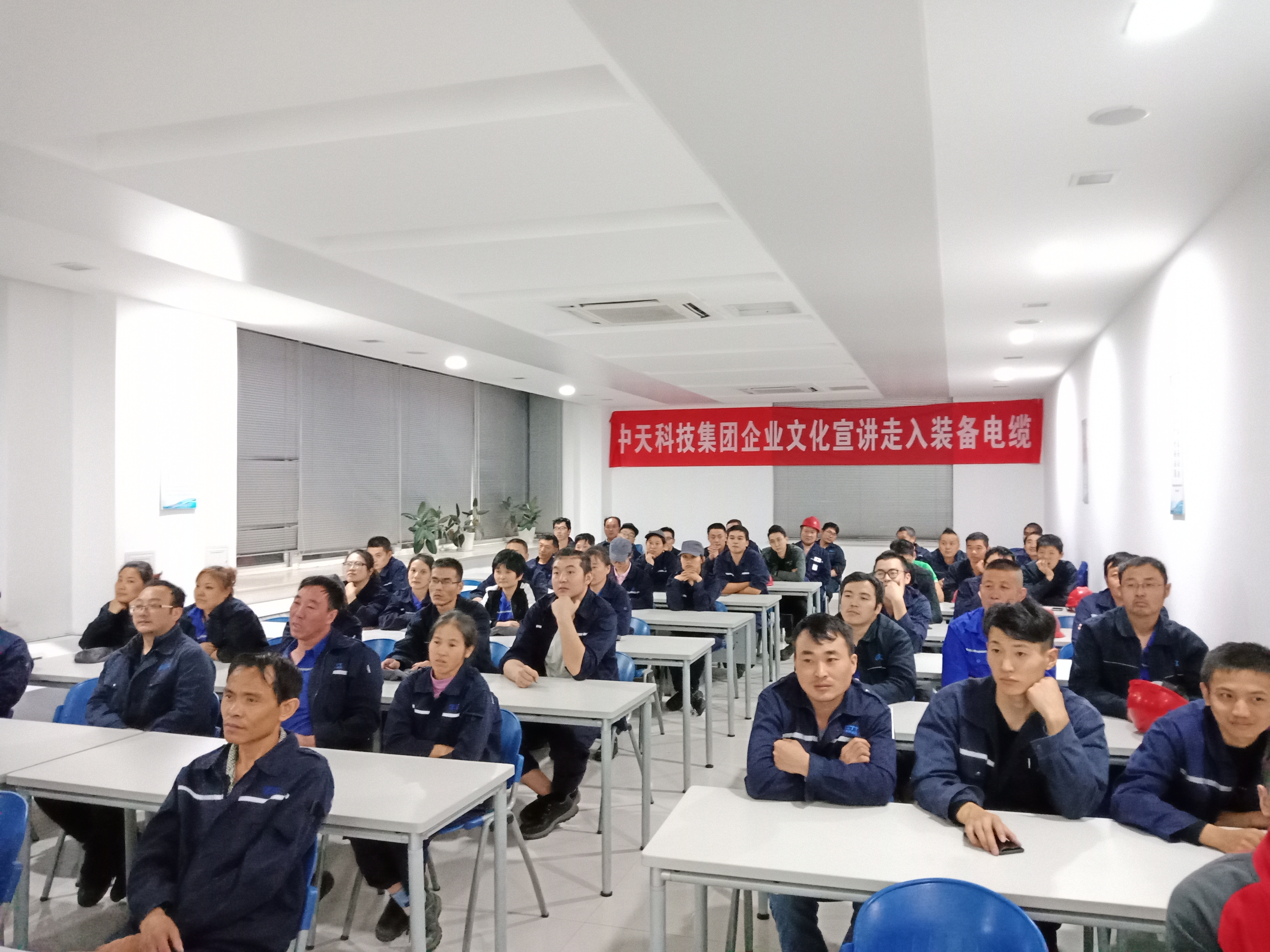 ���Ź��ʹ���-�����ɼ��Ƿ�,����Ʒ�Ƶ�ʵ��