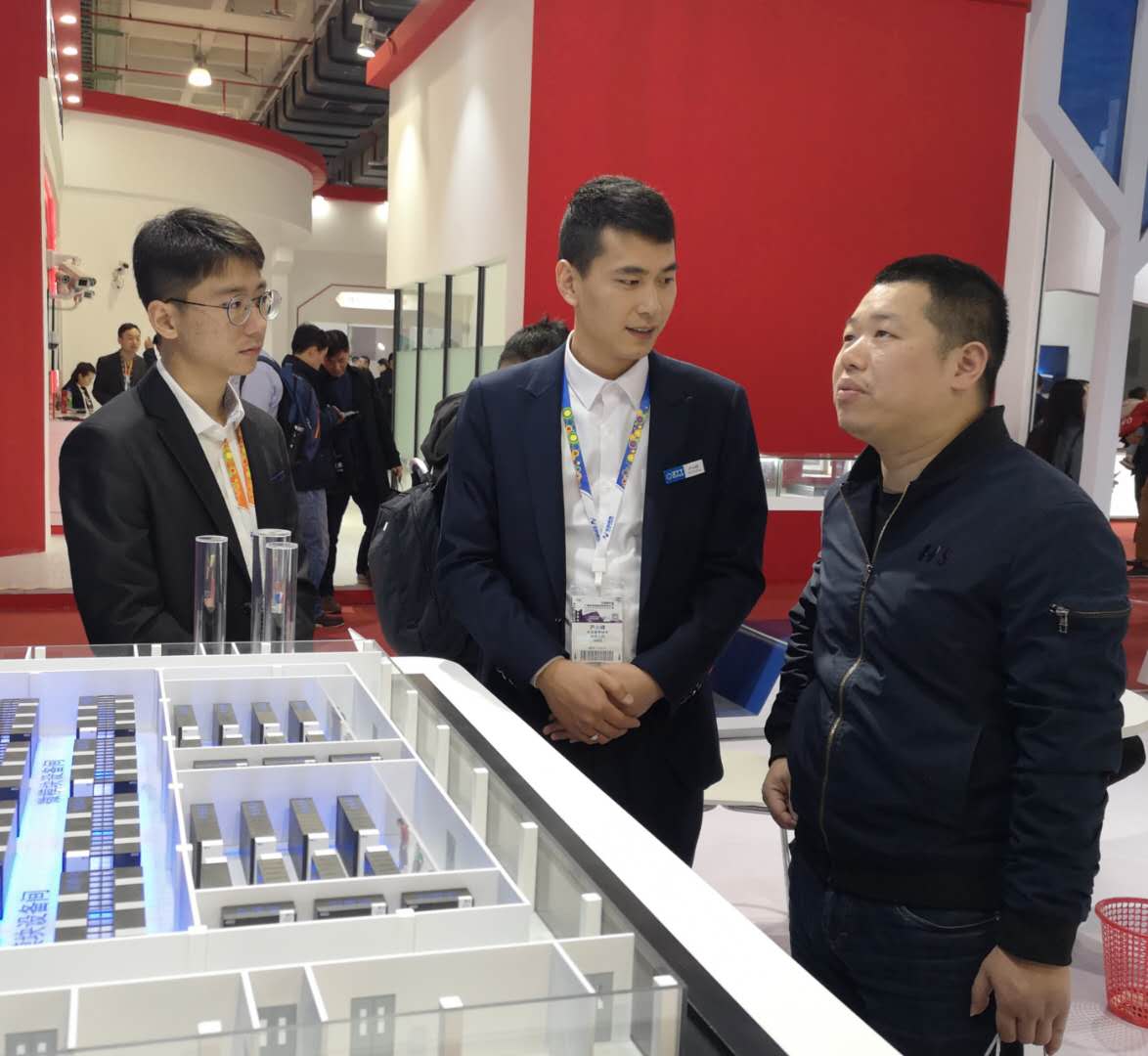 ���Ź��ʹ���-�����ɼ��Ƿ�,����Ʒ�Ƶ�ʵ��