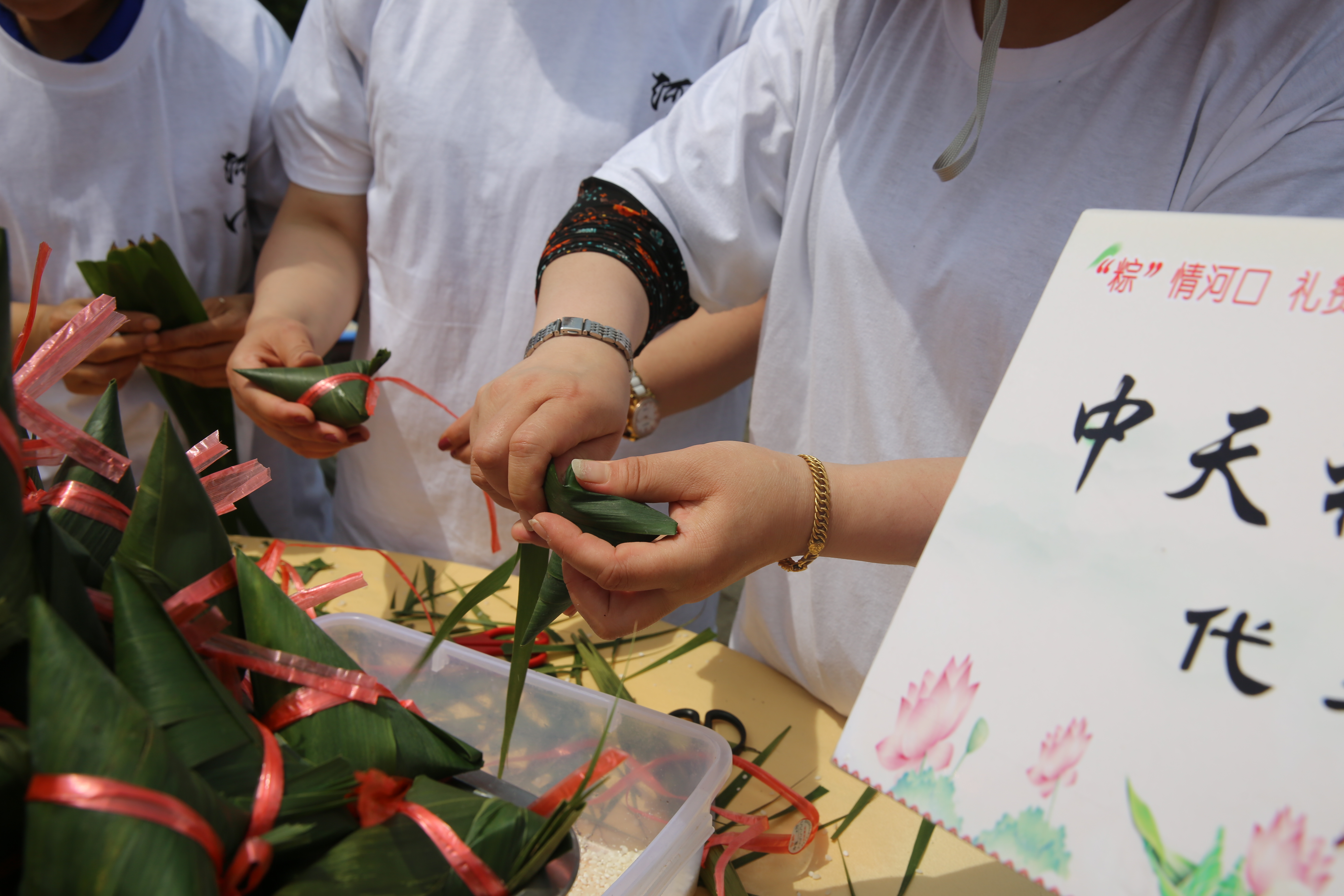 ���Ź��ʹ���-�����ɼ��Ƿ�,����Ʒ�Ƶ�ʵ��