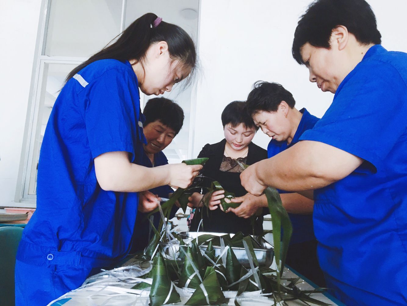 ���Ź��ʹ���-�����ɼ��Ƿ�,����Ʒ�Ƶ�ʵ��