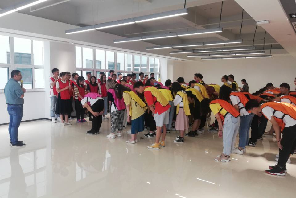 ���Ź��ʹ���-�����ɼ��Ƿ�,����Ʒ�Ƶ�ʵ��