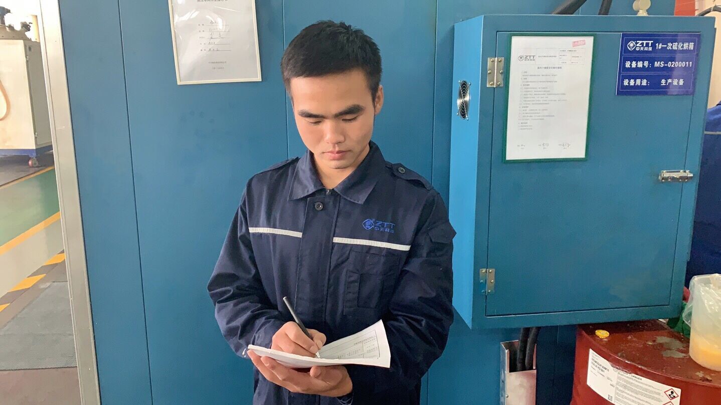 ���Ź��ʹ���-�����ɼ��Ƿ�,����Ʒ�Ƶ�ʵ��