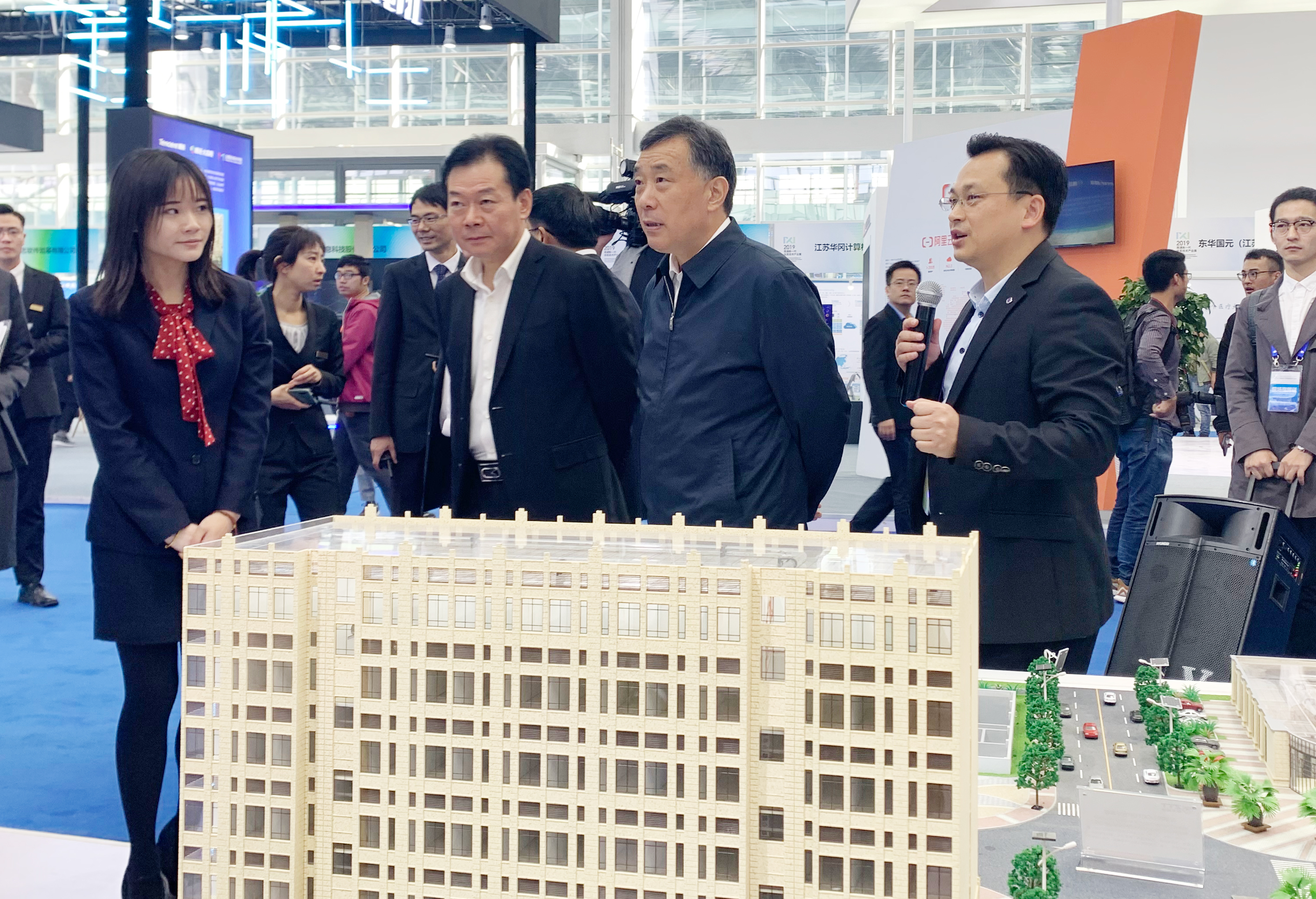 ���Ź��ʹ���-�����ɼ��Ƿ�,����Ʒ�Ƶ�ʵ��