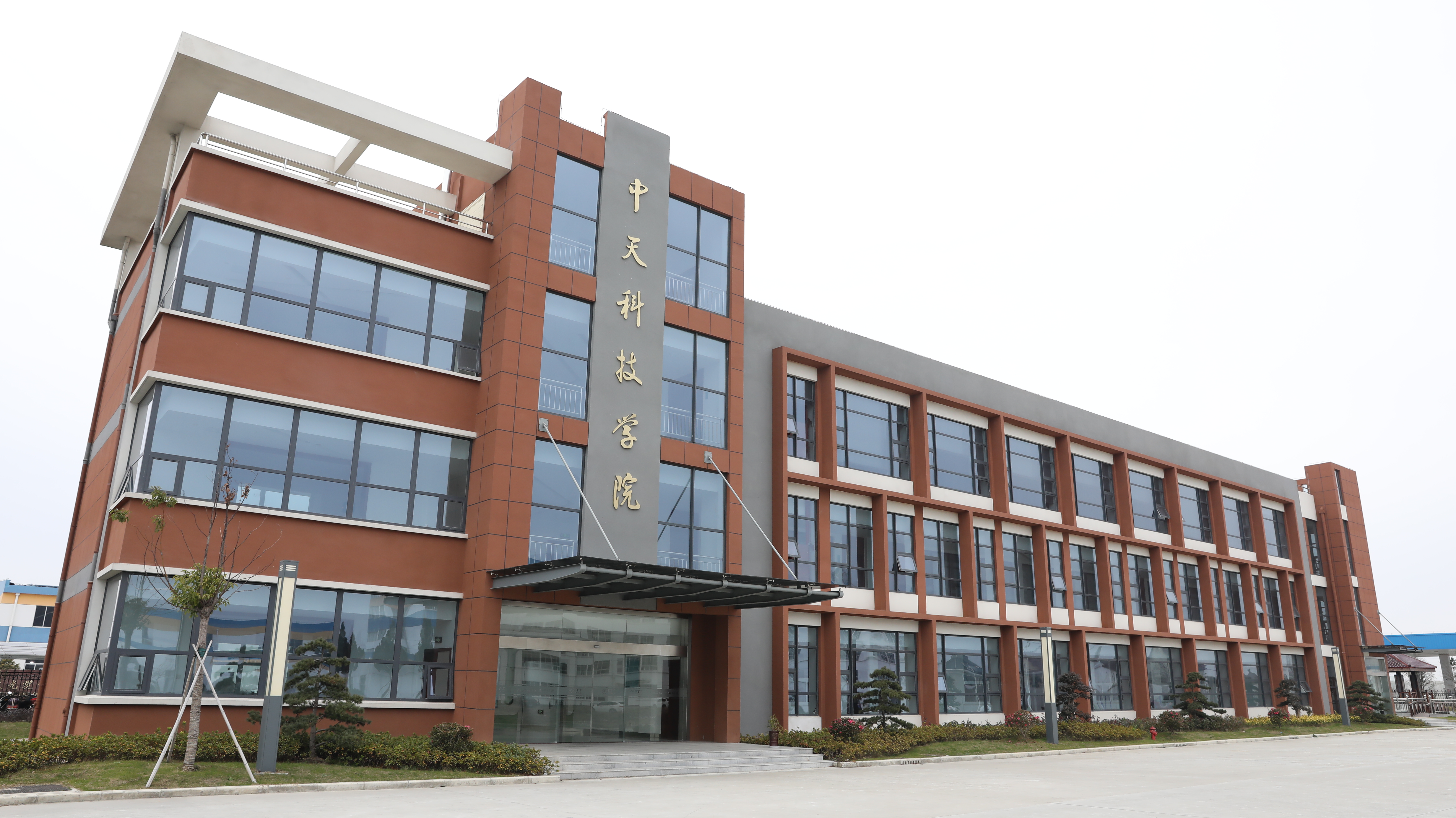 ���Ź��ʹ���-�����ɼ��Ƿ�,����Ʒ�Ƶ�ʵ��