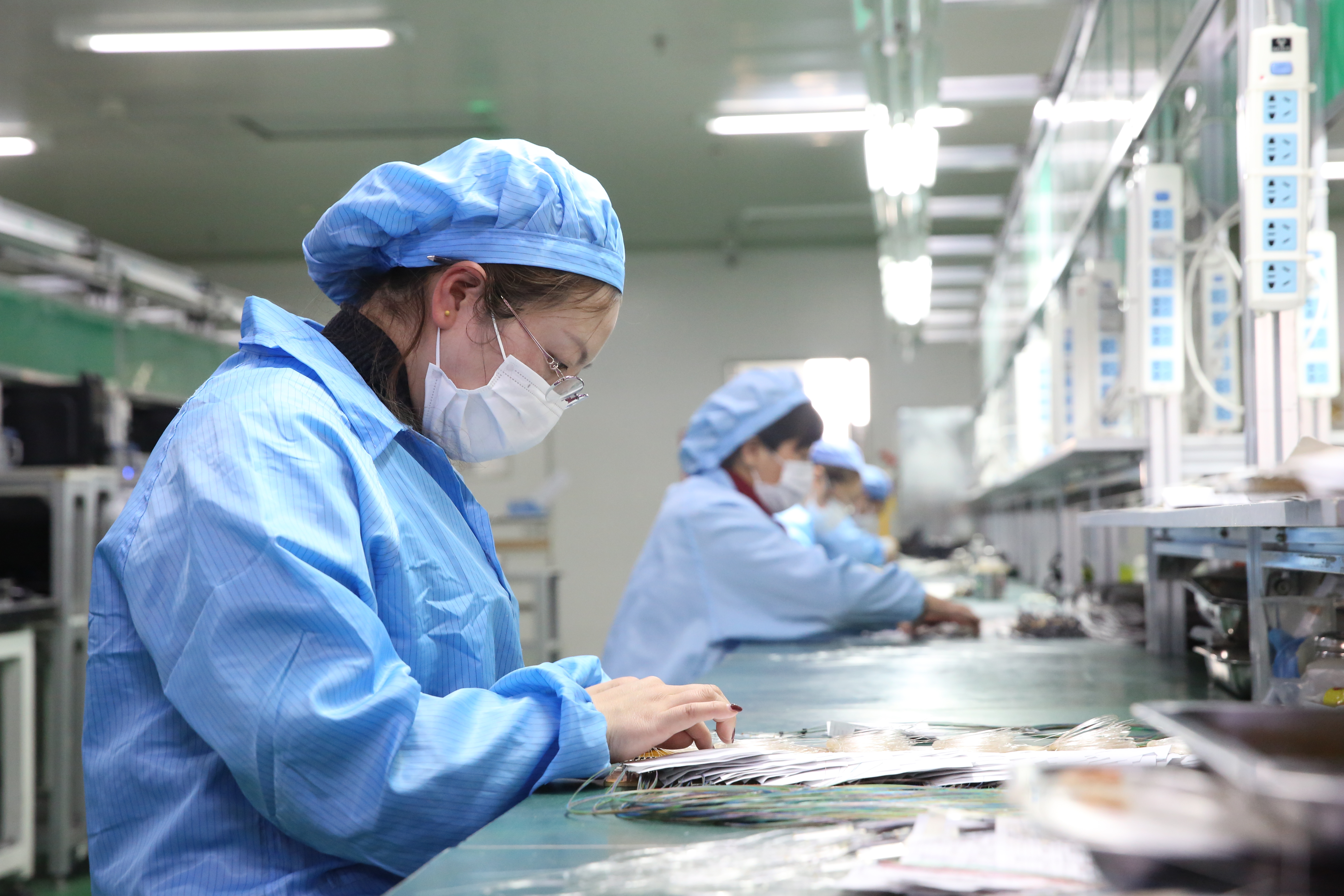 ���Ź��ʹ���-�����ɼ��Ƿ�,����Ʒ�Ƶ�ʵ��