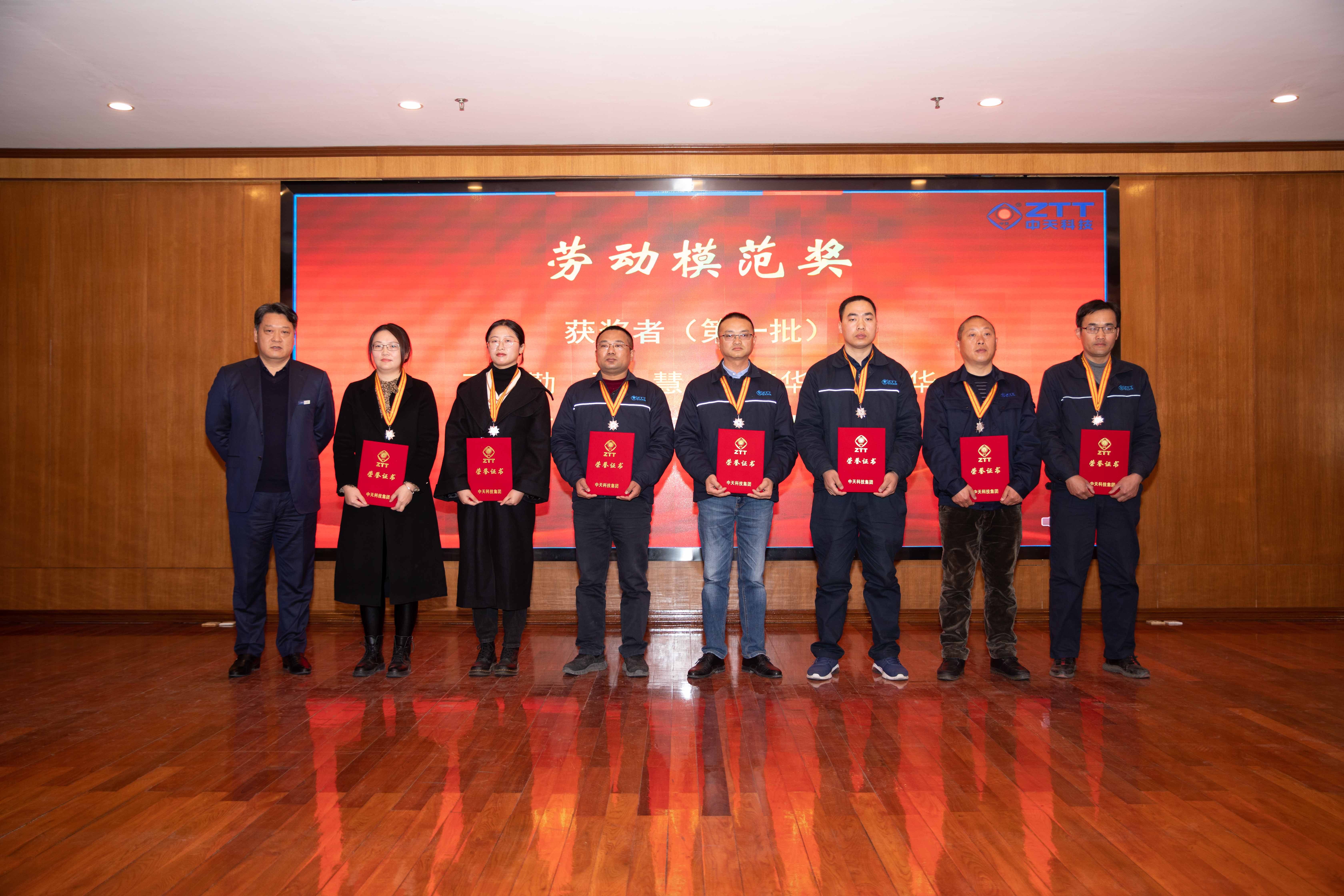 ���Ź��ʹ���-�����ɼ��Ƿ�,����Ʒ�Ƶ�ʵ��