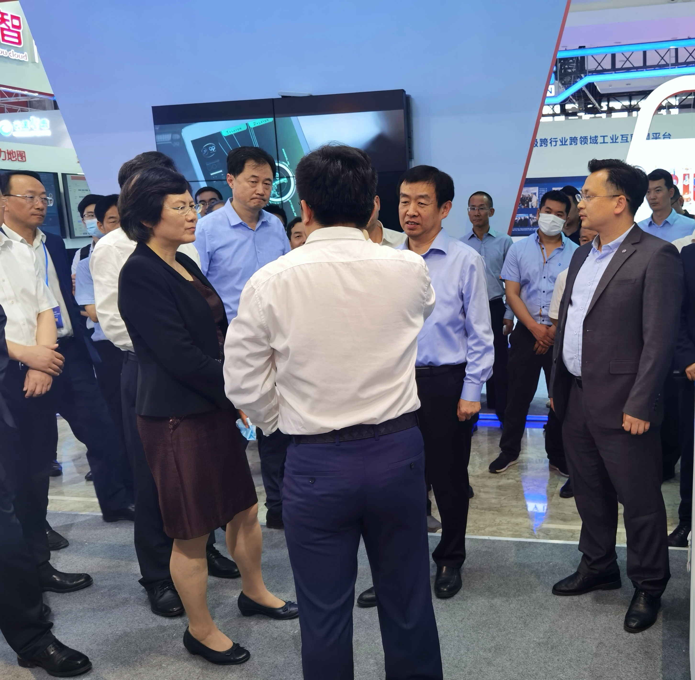 ���Ź��ʹ���-�����ɼ��Ƿ�,����Ʒ�Ƶ�ʵ��