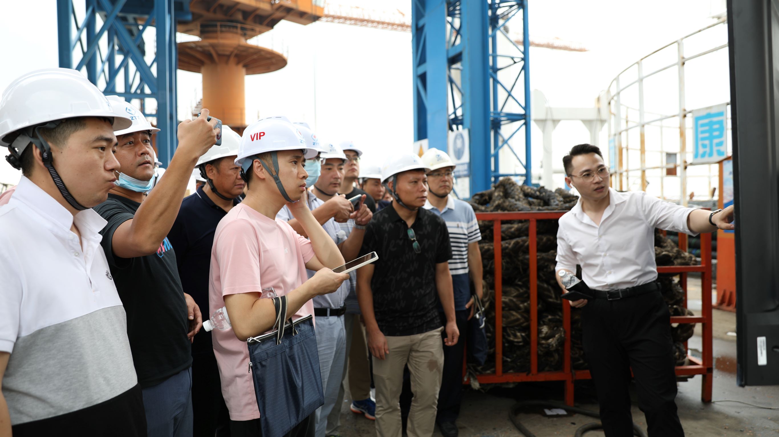 ���Ź��ʹ���-�����ɼ��Ƿ�,����Ʒ�Ƶ�ʵ��