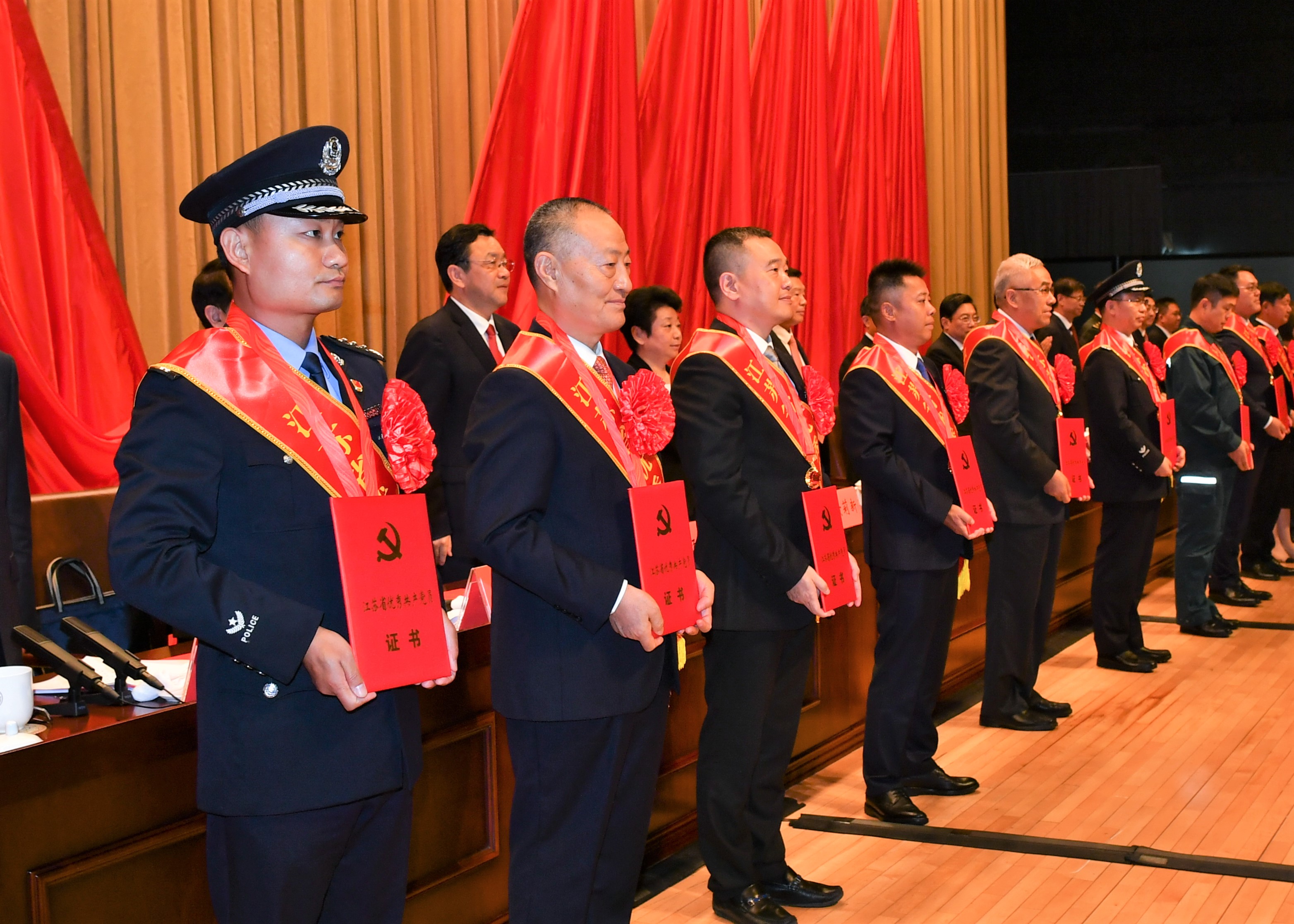 ���Ź��ʹ���-�����ɼ��Ƿ�,����Ʒ�Ƶ�ʵ��